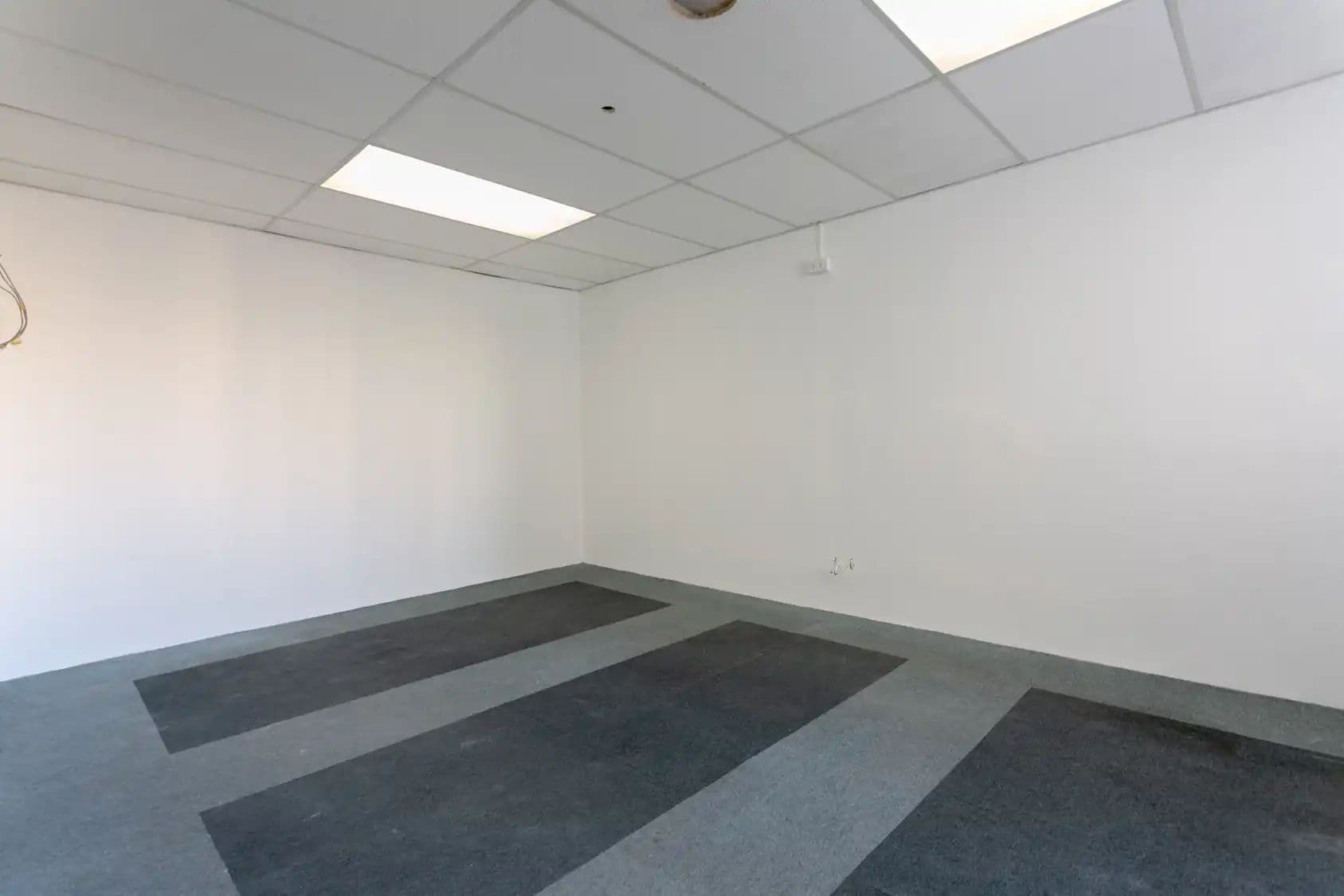 60sqm Office Unit for rent | Makati City_03