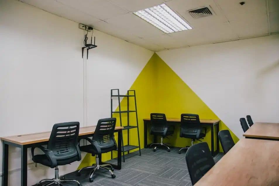 18sqm Office Unit for rent | Pasig City_02